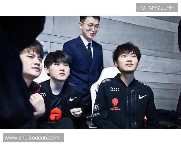 TES以88分领跑大师赛积分榜其他战队紧随其后争夺名次 TES以88分领跑大师赛积分榜其他战队紧随其后争夺名次