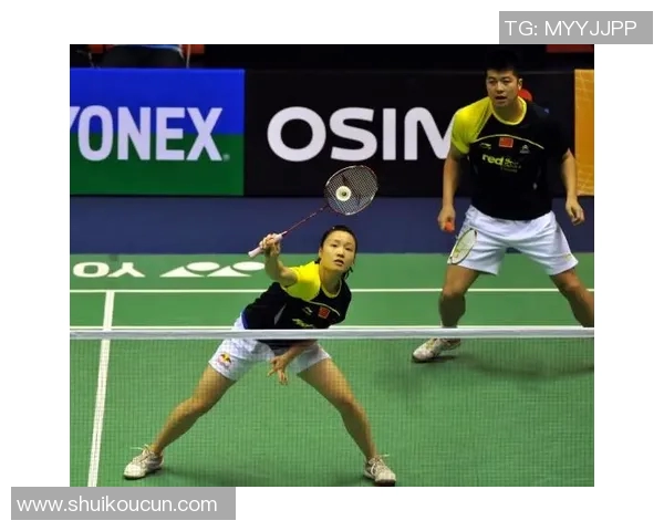 周敏独家分享羽毛球技巧与心得助你提升竞技水平与乐趣 周敏独家分享羽毛球技巧与心得助你提升竞技水平与乐趣